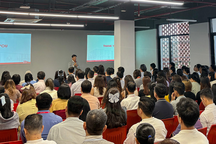 1-on-1-_750x500px_Townhall